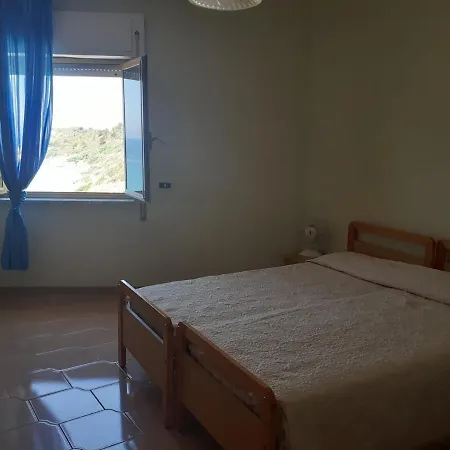 Casa Vacanza Flores. Holiday home *